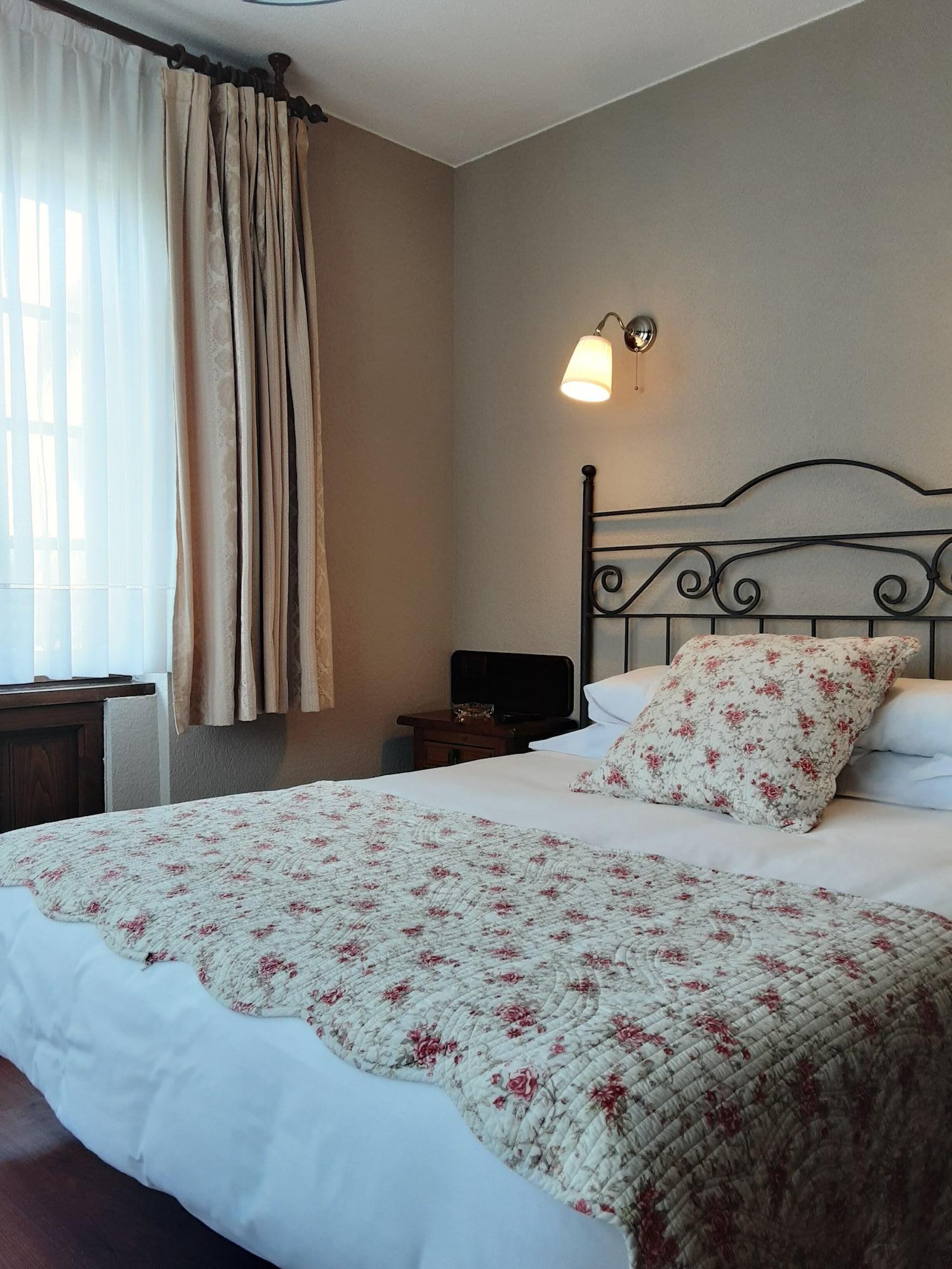 Hotel Marques De La Moral Naveces 外观 照片