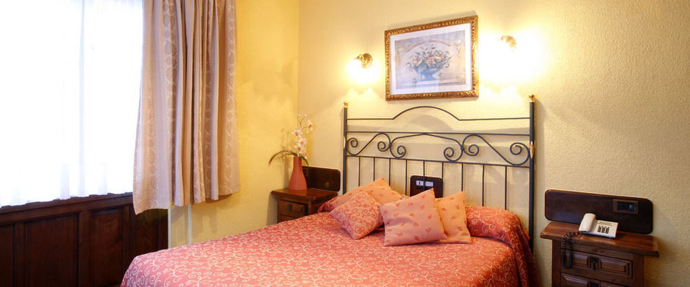 Hotel Marques De La Moral Naveces 外观 照片