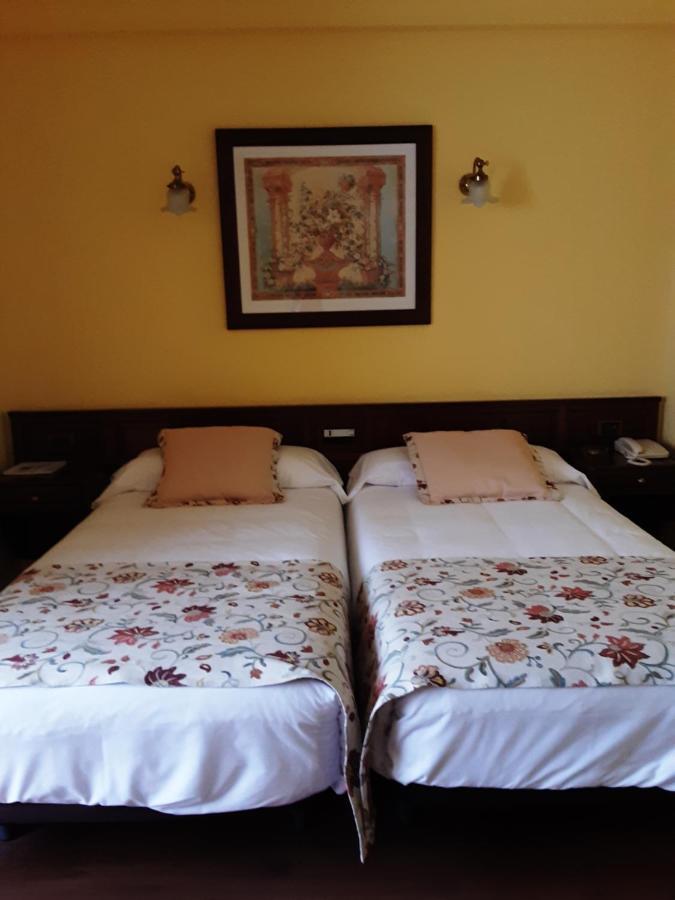 Hotel Marques De La Moral Naveces 外观 照片